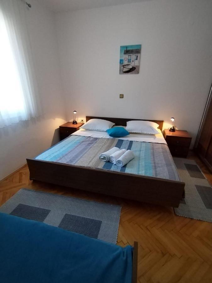 Apartments By The Sea Duce, Omis - 2731 Dugi Rat Bagian luar foto